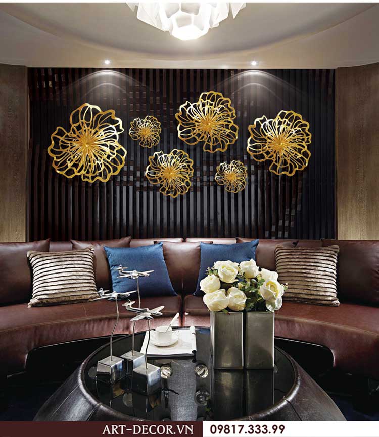 Với tranh trang trí nội thất tinh xảo và tươi sáng, tạo ra một không gian sống đầy nghệ thuật và sang trọng cho căn nhà của bạn.